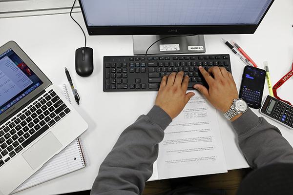 overhead shot of computer keyboard