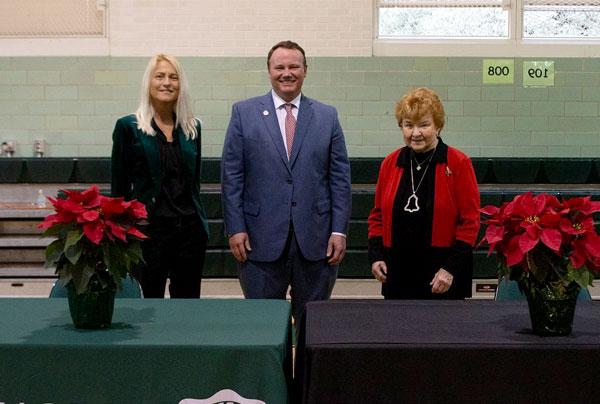 UIW President and other dignitaries